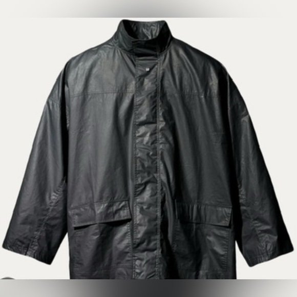 🔥 YZY GAP 43 Coated Cotton Light Parka, Black, size Large (NIB/sealed)